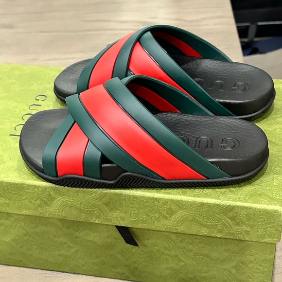 Gucci Rubber Slides - Picture 3 of 10